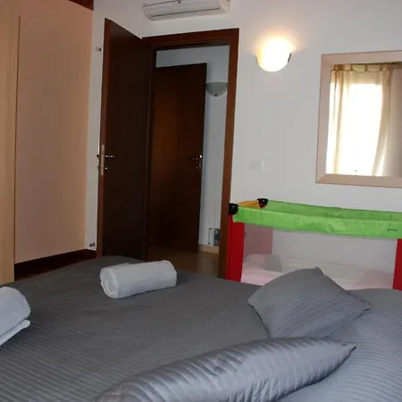 Sakura House Aparthotel