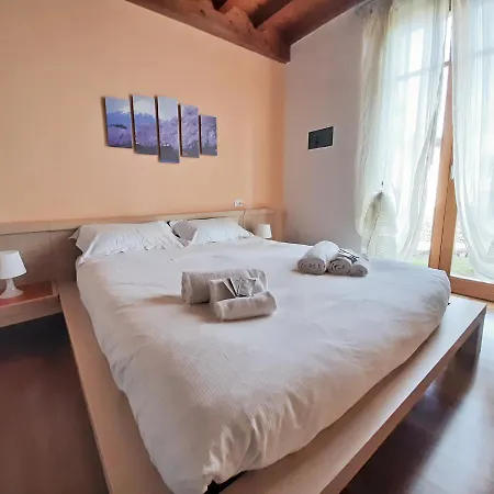 Aparthotel Sakura House 3*