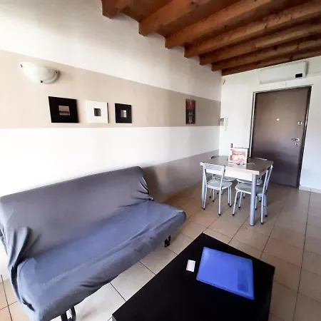 Sakura House 3*