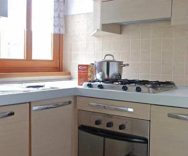Sakura House Moniga del Garda