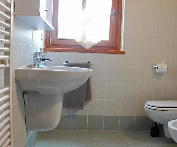 Sakura House Moniga del Garda