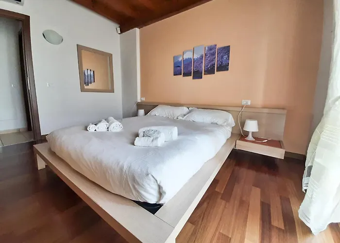 Sakura House 3*